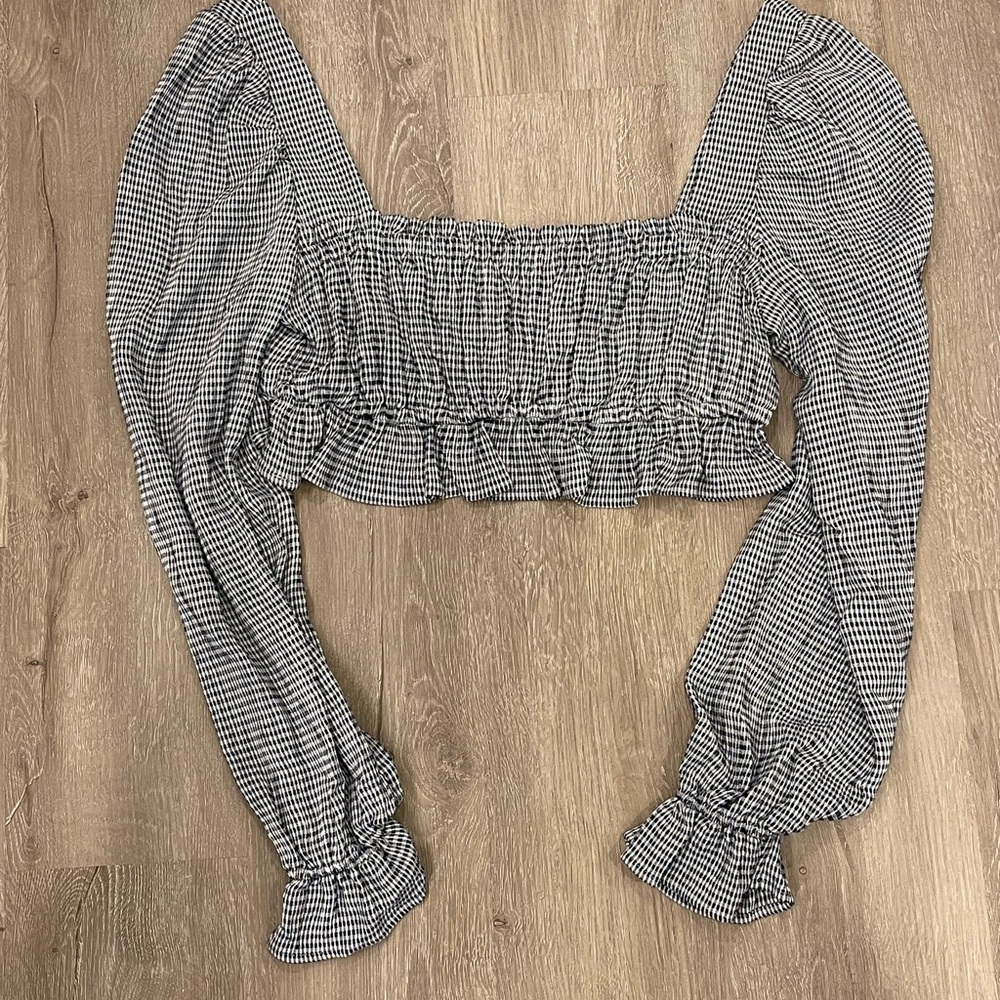 Stone Cold Fox Gingham Cropped Long Sleeve Top 1